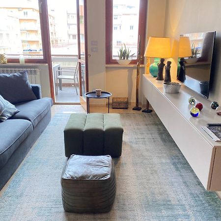شقة Julie'S House Lecce City Center المظهر الخارجي الصورة